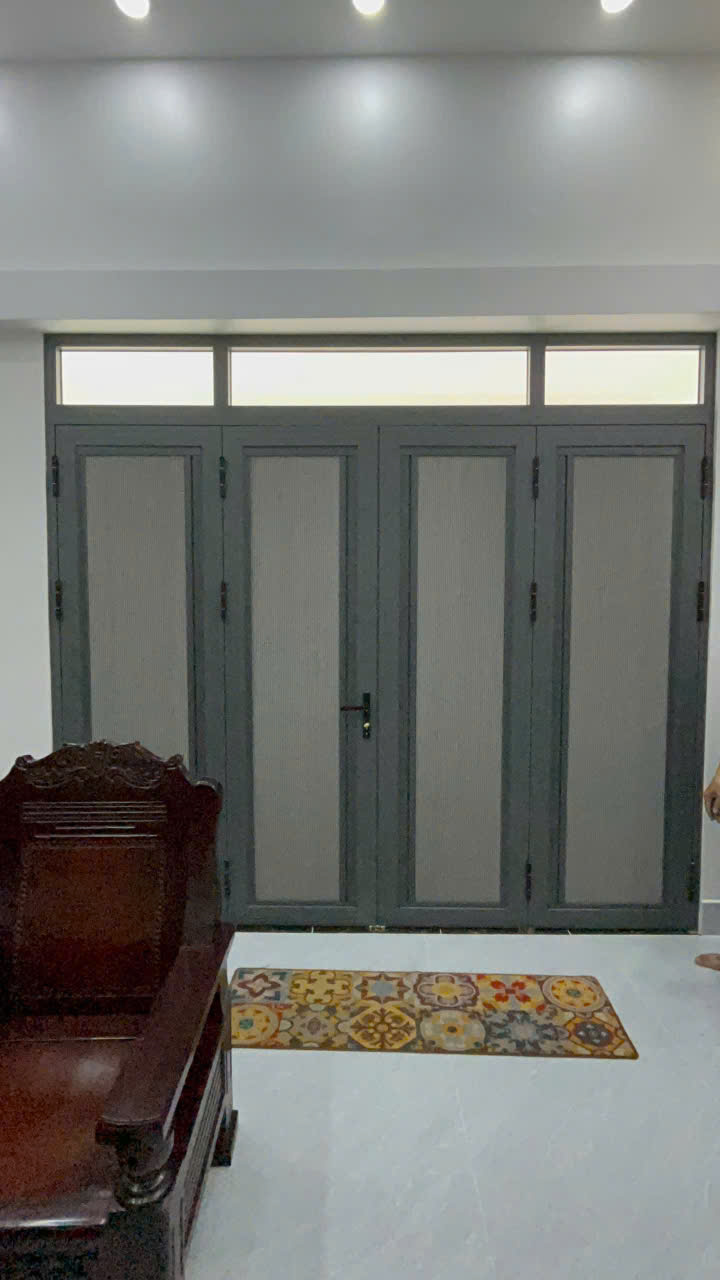 đo kích thước để nhận báo giá rèm tổ ong chính xác