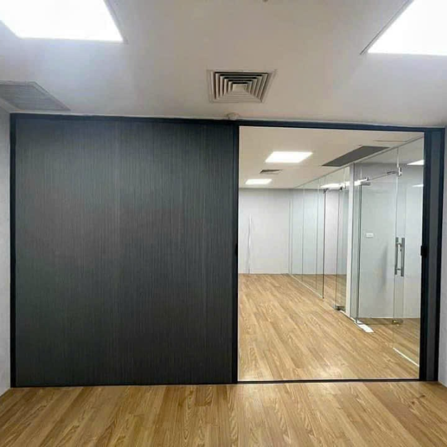 Rèm tổ ong ngăn lạnh cho không gian cửa hàng và văn phòng mở