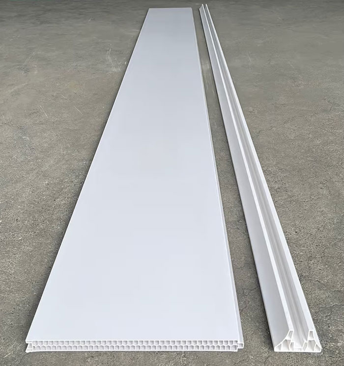 Tấm vách ngăn nhựa chống nước màu trắng và nẹp liên kết